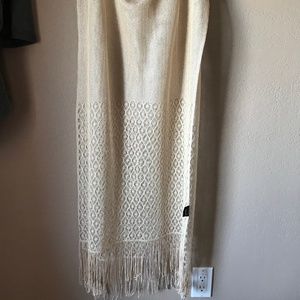 Large, fringe scarf